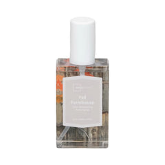 Mainstays Mandarin Cranberry Scented Room & Linen Spray 3.4 fl oz (100mL).